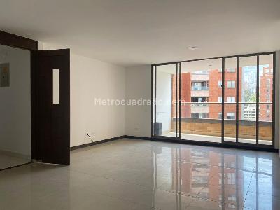 Apartment for rent in EL POBLADO, Medellín