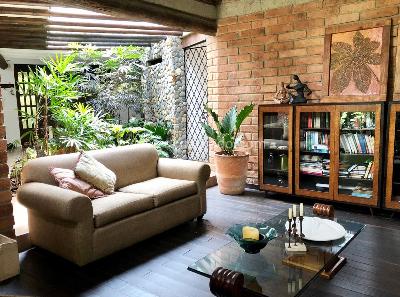 Casa en arriendo en El Poblado, Medellín · foto 6 de 15