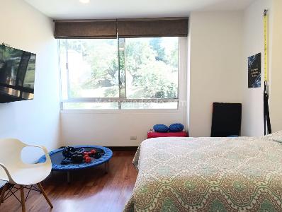 Apartamento de 3 alcobas en venta en El Tesoro, Medellín, 254 m² · foto 14 de 19