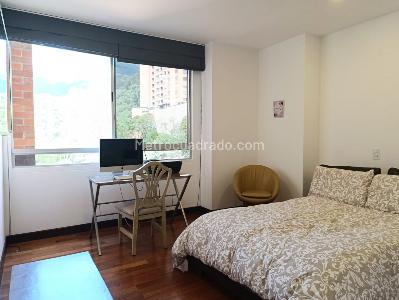 Apartamento de 3 alcobas en venta en El Tesoro, Medellín, 254 m² · foto 15 de 19