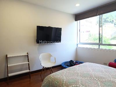 Apartamento de 3 alcobas en venta en El Tesoro, Medellín, 254 m² · foto 16 de 19