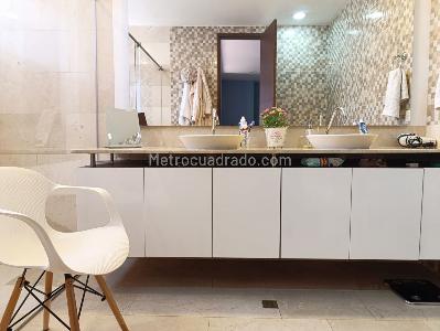 Apartamento de 3 alcobas en venta en El Tesoro, Medellín, 254 m² · foto 19 de 19