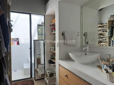 Casa en arriendo en El Poblado, Medellín · foto 18 de 20