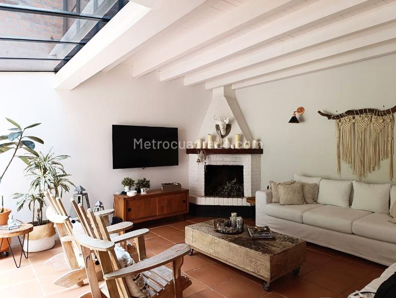 Casa amoblada de 3 Alcobas en conjunto cerrado, El Poblado - 3