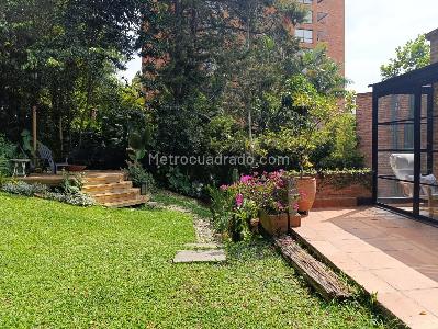 Casa de 3 alcobas en arriendo en El Poblado, Medellín, 180 m² · foto 19 de 20