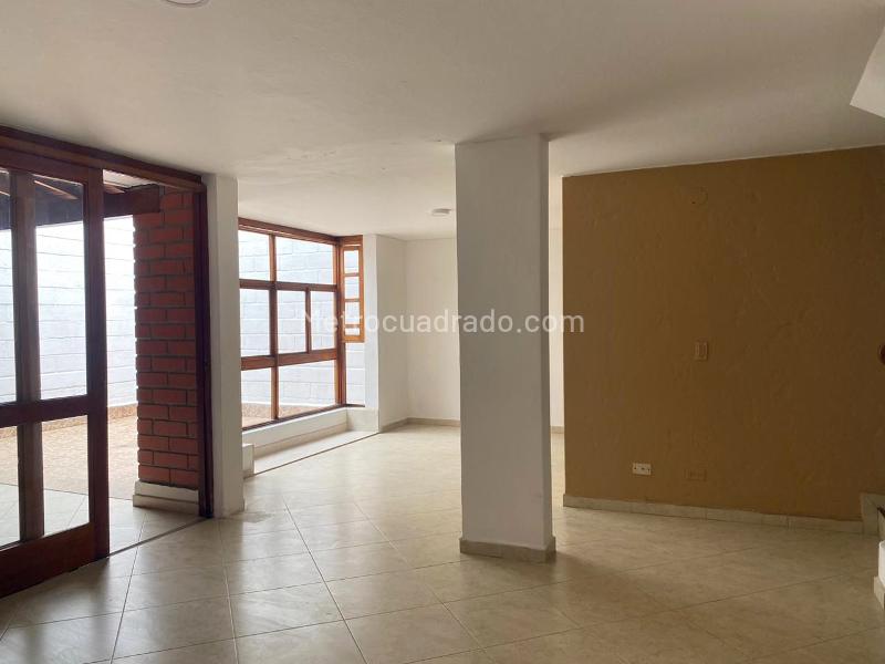 Casa – Envigado, Valle de Aburrá - Vista 2