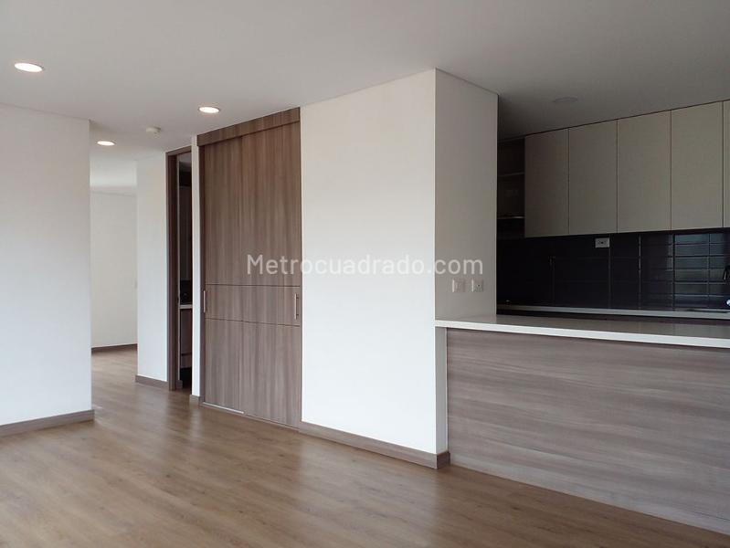 3BR Apartment in EL RETIRO (90 m²) - 2