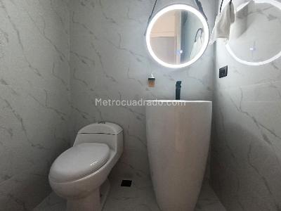 Apartamento de 3 alcobas en venta en El Tesoro, Medellín, 230 m² · foto 19 de 19