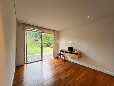 Casa de 3 alcobas en venta en Envigado, Envigado, 300 m² · foto 10 de 20