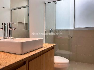 Casa de 3 alcobas en venta en Envigado, Envigado, 300 m² · foto 13 de 20