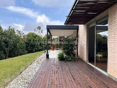 Casa de 3 alcobas en venta en Envigado, Envigado, 300 m² · foto 16 de 20