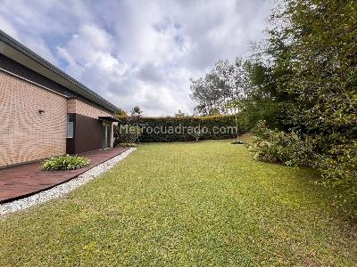 Casa de 3 alcobas en venta en Envigado, Envigado, 300 m² · foto 18 de 20