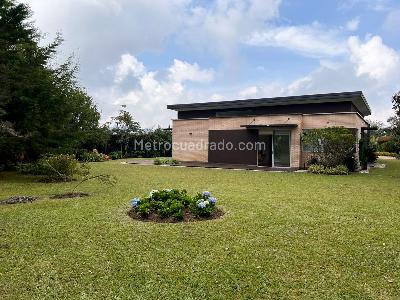 Casa de 3 alcobas en venta en Envigado, Envigado, 300 m² · foto 19 de 20