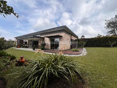 Casa de 3 alcobas en venta en Envigado, Envigado, 300 m² · foto 20 de 20