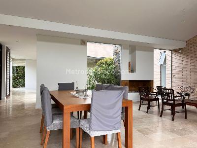 Casa de 3 alcobas en venta en Envigado, Envigado, 300 m² · foto 2 de 20