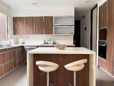 Casa de 3 alcobas en venta en Envigado, Envigado, 300 m² · foto 4 de 20