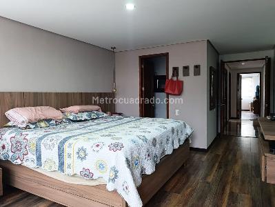 Apartamento de 3 alcobas en venta en El Tesoro, Medellín, 183 m² · foto 11 de 20