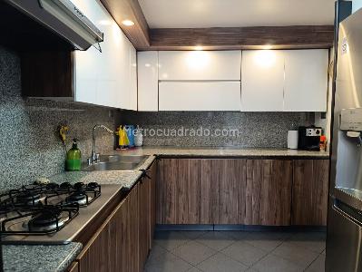 Apartamento de 3 alcobas en venta en El Tesoro, Medellín, 183 m² · foto 7 de 20