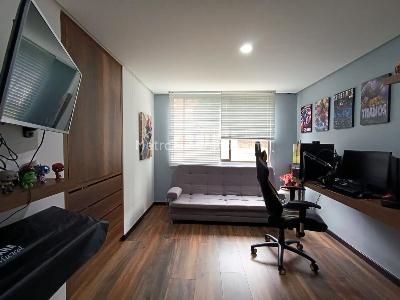 Apartamento de 3 alcobas en venta en El Tesoro, Medellín, 183 m² · foto 8 de 20