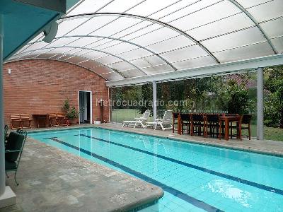 Casa de 4 alcobas en arriendo en El Poblado, Medellín, 500 m² · foto 19 de 20