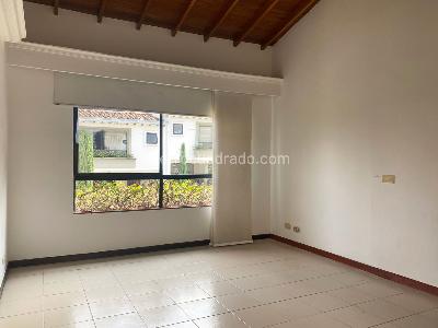 Casa en arriendo en Envigado, Envigado · foto 10 de 17