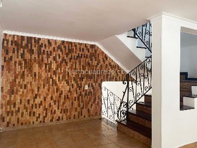 Casa en arriendo en Envigado, Envigado · foto 2 de 17