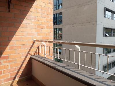 Apartamento de 2 alcobas en arriendo en El Poblado, Medellín, 72 m² · foto 13 de 13