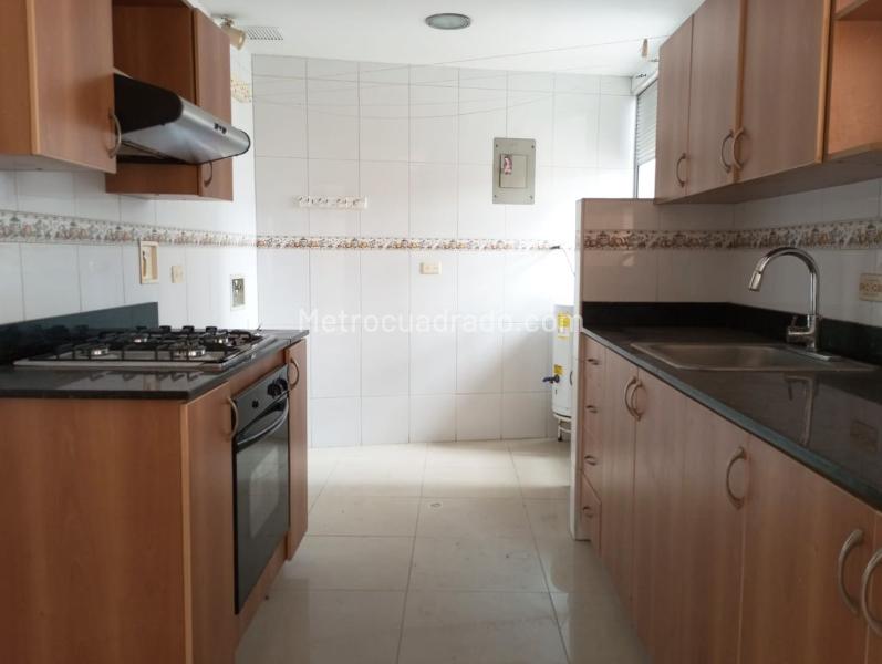 Apartamento Moderno de 2 Alcobas en El Poblado - 3