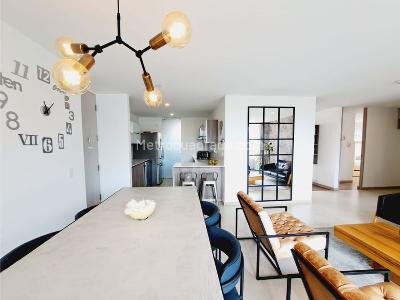 Apartamento de 2 alcobas en venta en El Poblado, Medellín, 108 m² · foto 5 de 13