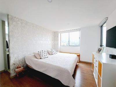 Apartamento de 2 alcobas en venta en El Poblado, Medellín, 108 m² · foto 8 de 13