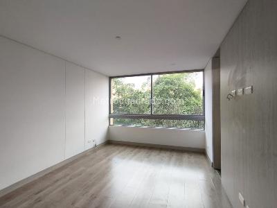 Apartamento de 3 alcobas en arriendo en Castropol, Medellín, 127 m² · foto 10 de 16