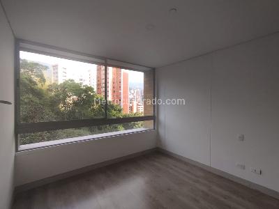Apartamento de 3 alcobas en arriendo en Castropol, Medellín, 127 m² · foto 11 de 16