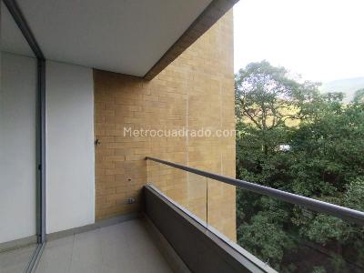 Apartamento de 3 alcobas en arriendo en Castropol, Medellín, 127 m² · foto 15 de 16
