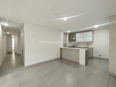 Apartamento de 3 alcobas en arriendo en Castropol, Medellín, 127 m² · foto 4 de 16