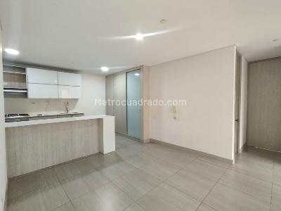 Apartamento de 3 alcobas en arriendo en Castropol, Medellín, 127 m² · foto 5 de 16