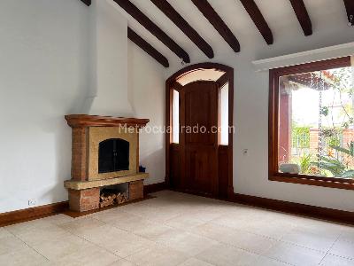 Casa de 3 alcobas en venta en Rionegro, Rionegro, 420 m² · foto 2 de 19