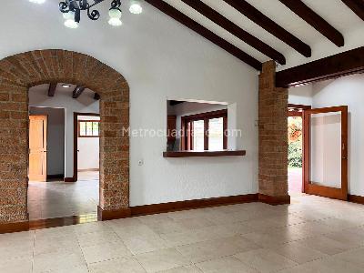 Casa de 3 alcobas en venta en Rionegro, Rionegro, 420 m² · foto 3 de 19