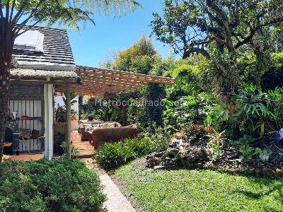 Casa de 3 alcobas en venta en Rionegro, Rionegro, 201 m² · foto 11 de 14