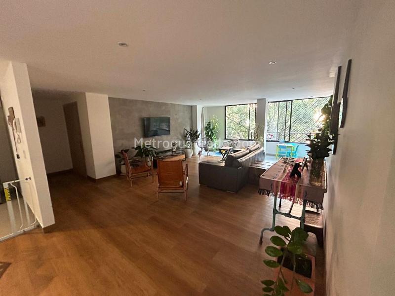 3BR Apartment in Quiet Area of El Poblado - 3