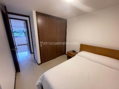 Apartamento de 2 alcobas en arriendo en El Poblado, Medellín, 75 m² · foto 5 de 11