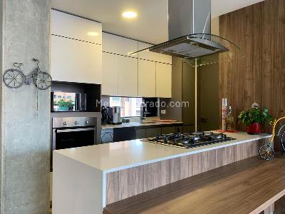 Apartamento en venta en El Poblado, Medellín · foto 5 de 16