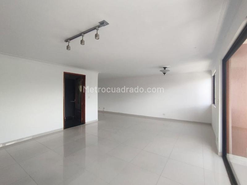 Apartamento en Arriendo, EL POBLADO, Medellín - 4