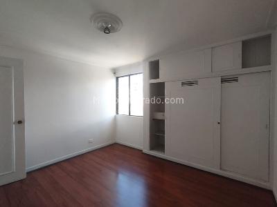 Apartamento de 4 alcobas en arriendo en El Poblado, Medellín, 140 m² · foto 8 de 14