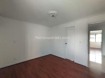 Apartamento de 4 alcobas en arriendo en El Poblado, Medellín, 140 m² · foto 9 de 14
