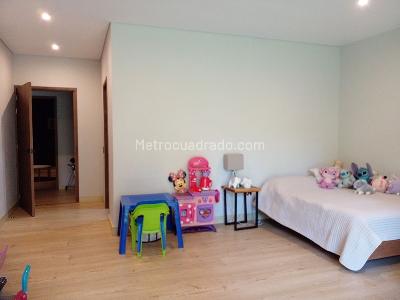 Casa de 3 alcobas en venta en Envigado, Envigado, 600 m² · foto 14 de 20