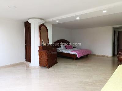 Apartamento de 4 alcobas en venta en El Poblado, Medellín, 425 m² · foto 12 de 19