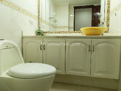 Apartamento de 4 alcobas en venta en El Poblado, Medellín, 425 m² · foto 17 de 19
