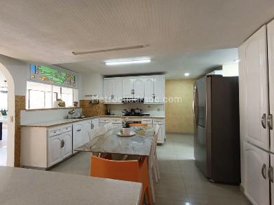 Apartamento de 4 alcobas en venta en El Poblado, Medellín, 425 m² · foto 6 de 19