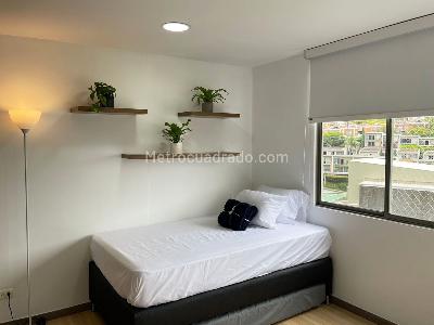 Apartamento de 2 alcobas en arriendo en El Poblado, Medellín, 89 m² · foto 10 de 14