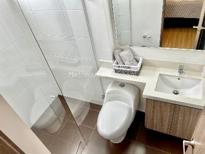 Apartamento de 2 alcobas en arriendo en El Poblado, Medellín, 89 m² · foto 14 de 14